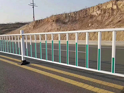 -鋅鋼道路護欄